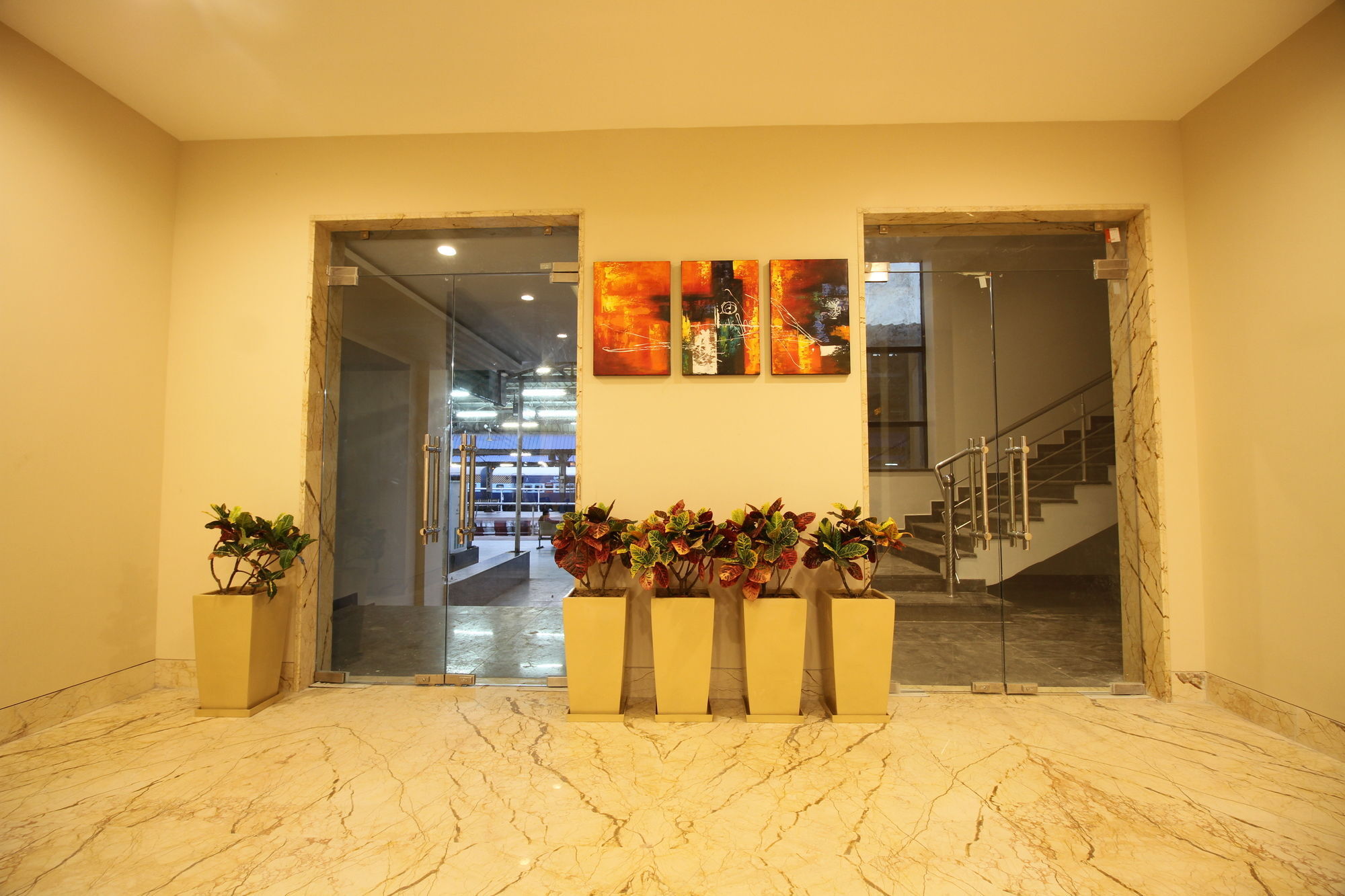 Le Roi Raipur Hotel Exterior foto